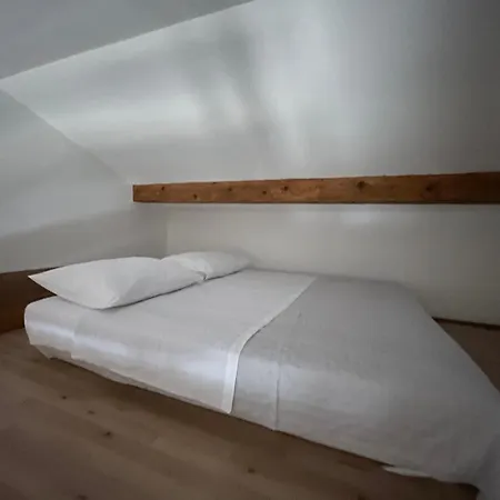 Amanda C * Starigrad Paklenica