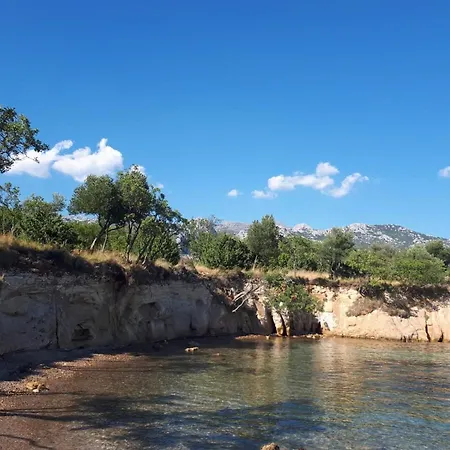 Amanda C Starigrad Paklenica