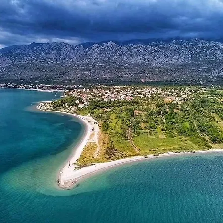Amanda C Starigrad Paklenica