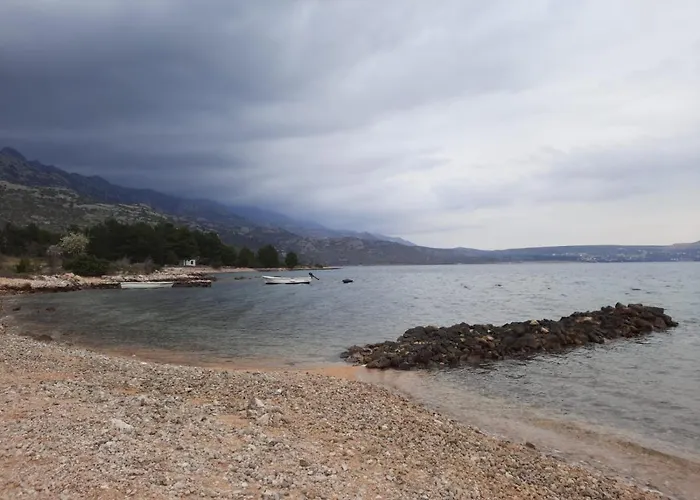 Amanda C Apartment *