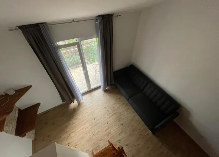 Amanda C Apartment *